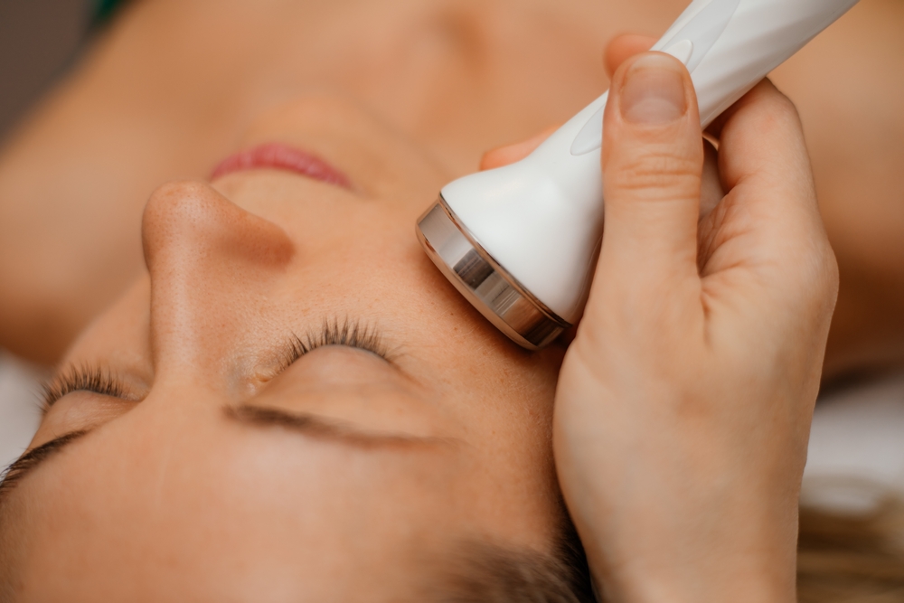 Esthetician - Nail Technician Duo